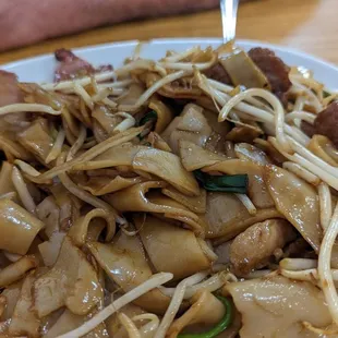 Special chow fun shrimp BBQ cha sui and beef $16 very yummy 2-2023