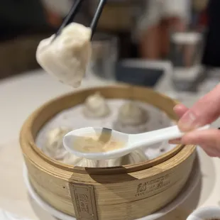 Soup dumpling