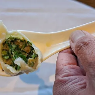 Pork Chive Dumplings / 猪肉韭菜饺子