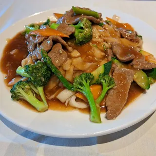 Gravy Chow Fun / 湿炒河粉