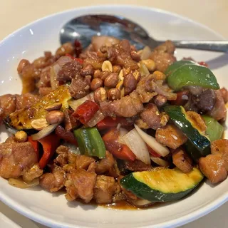 Kung Pao Chicken / 宫保鸡丁