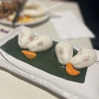 Coconut Pudding / 玉兔椰汁糕