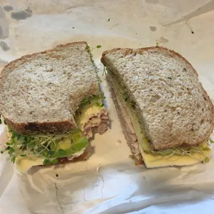 Positraction sandwich at Yang Market