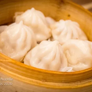 A5. Xiao Long Bao (Pork, 5 count)