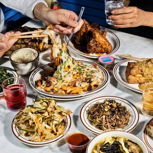 chicken wings and fried chicken, fried chicken wings, chicken wings, poultry, food, bbq wings, bbq chicken, fried chicken, chicken