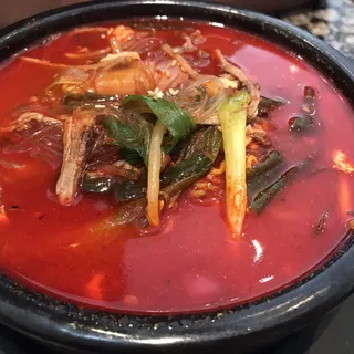 Beef and Shitake Mushroom Soup ()