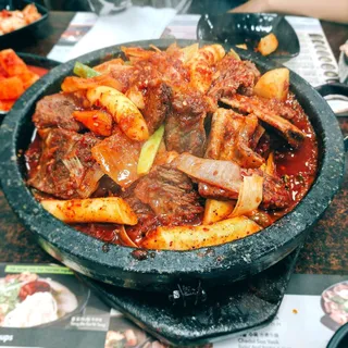 Braised Spicy Beef Ribs ( )