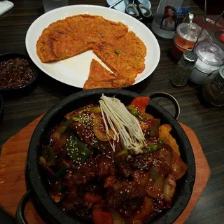 Braised Beef Ribs ()