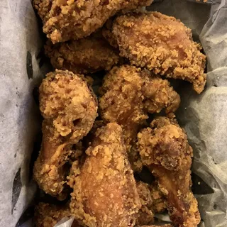Fried Chicken Wings ()