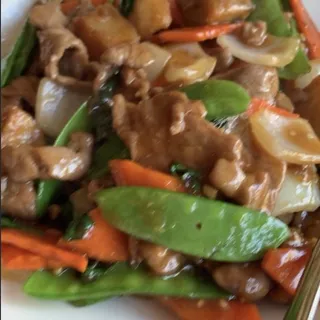 Spicy Basil Lamb