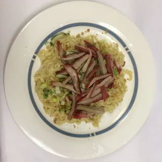 Garlic Noodle with BBQ Pork