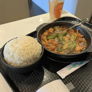 Yangs Braised Chicken Rice Bowl (Authentic)