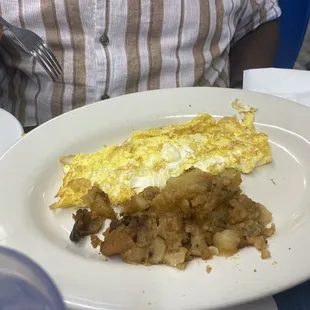 Greek omelette and potatoes