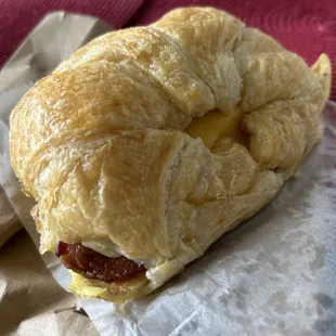 Bacon, Egg and Cheese Croissant Sandwich