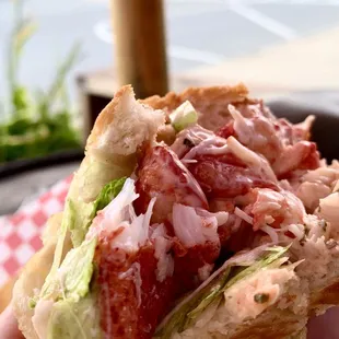 Maine Traditional Lobster Roll