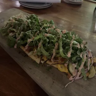 Cheeseburger flatbread