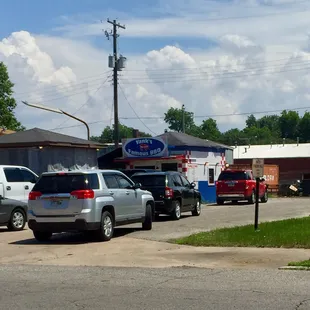 Always busy (that is two lines of cars) but well worth it!