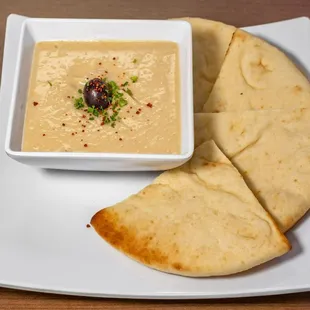 Hummus &amp; Pita