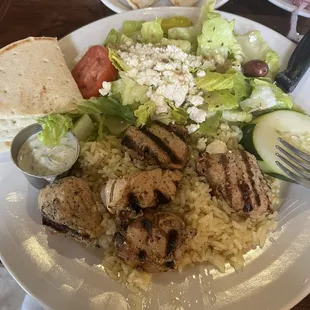 Lunch special with chicken! So good and a large portion.