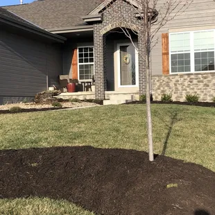 Berm with new mulch