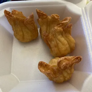 Cream cheese Rangoon&apos;s