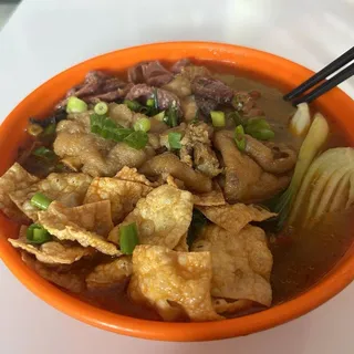 A14. Pig Feet Luosifen