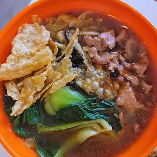 E10. Mushroom and Pork Rice Noodle //