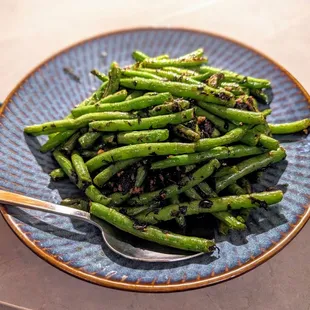 Stir-Fried String Bean with Minced Pork and Kale Borecole
