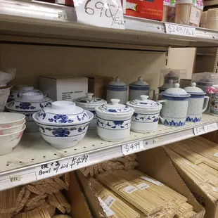a variety of bowls and bowls