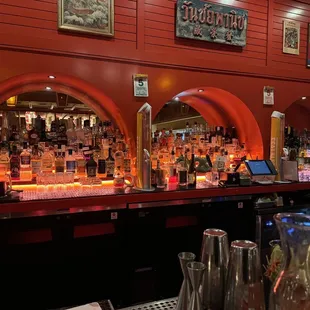 the bar area of a restaurant