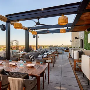 the outdoor dining area