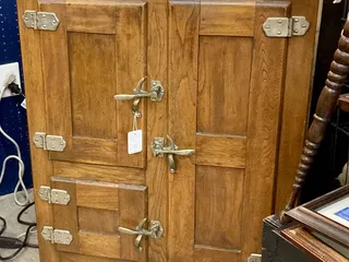 Red Barn Antique Mall