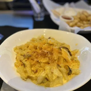 Mac Cheese