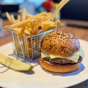 Whiskey &amp; Aged White Cheddar Burger