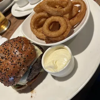 Classic Cheeseburger