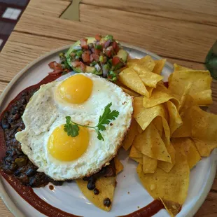 Smoked Brisket Huevos Rancheros