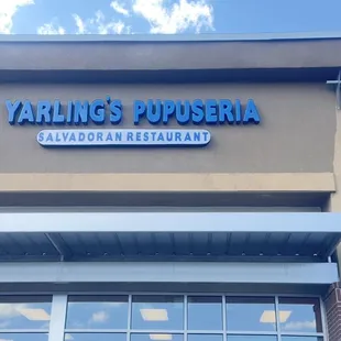 Yarling's Pupuseria Restaurant 4501 Fourth st nw Albuquerque NM 87107