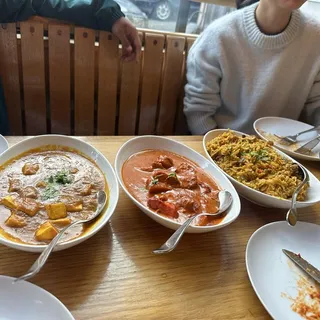 Tikka masala chicken mo mo