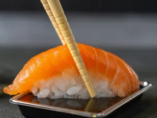 Sushi & Roll