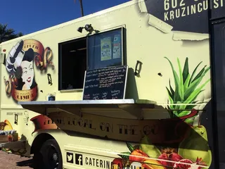 Kruzin Cuisine