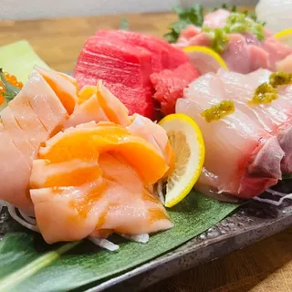 Premium Sashimi Moriwase 18pcs