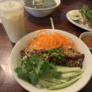 Chicken vermicelli and jasmine milk tea
