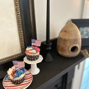 cupcakes on a table