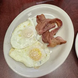 2 Eggs 2 Bacon