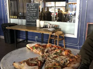 Blue Skye Brewery & Eats