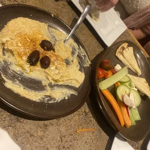 Hummus &amp; Pita