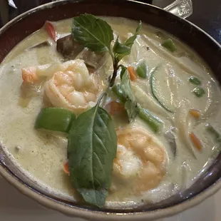 Green Curry with shrimp
