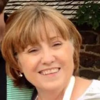 Vicki V.