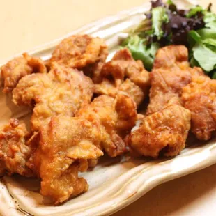 chicken wings and fried chicken, food