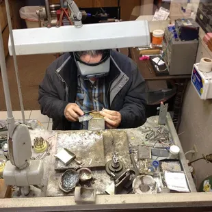 In store professional jeweler!